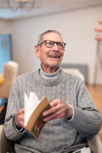 Senior biographie