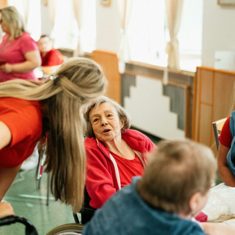 Mettre sa mère en maison de retraite